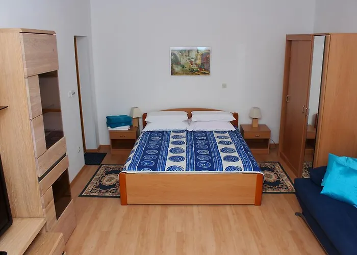 Anicic Apartament *